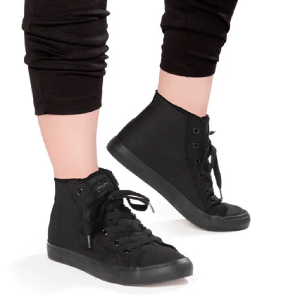 REVOLUTION DANCEWEAR | Classic High Top Sneaker black canvas Hip Hop - Picture 2 of 10